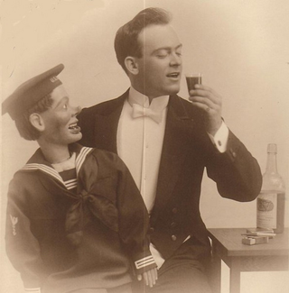 Illustration for article titled Vintage ventriloquism portraits were incredibly unnerving